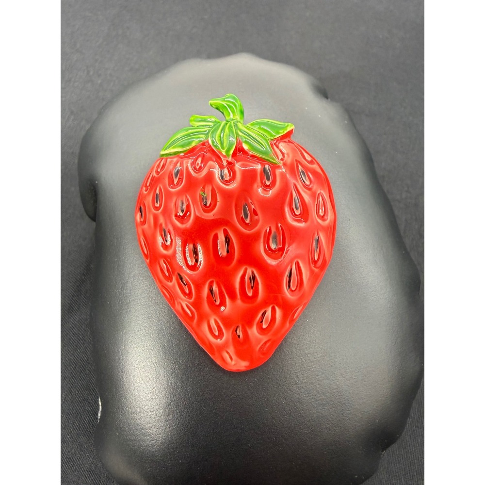 Red Strawberry Brooch Pin Glossy Fruit Jewelry Summer Accessory Novelty